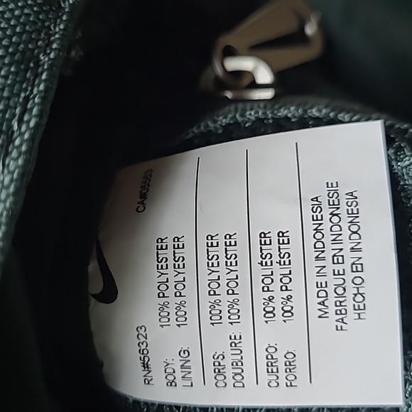 Nike Crossbody Bag - Picture 16 of 16
